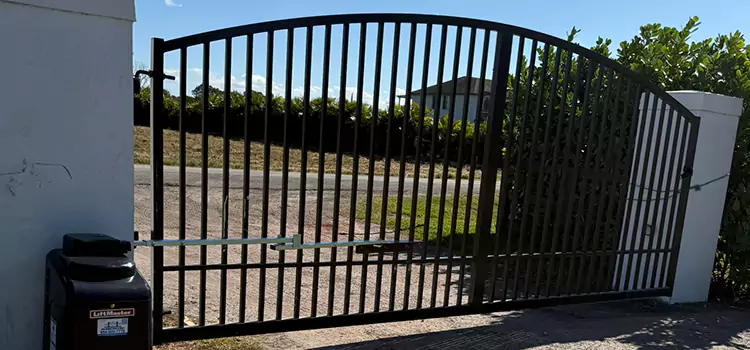 Driveway Fence Repair Crystal Beach